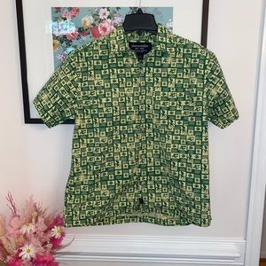 Abercrombie & Fitch Kids Green/Yellow Boy’s S/S Button
Down Shirt, sz Large